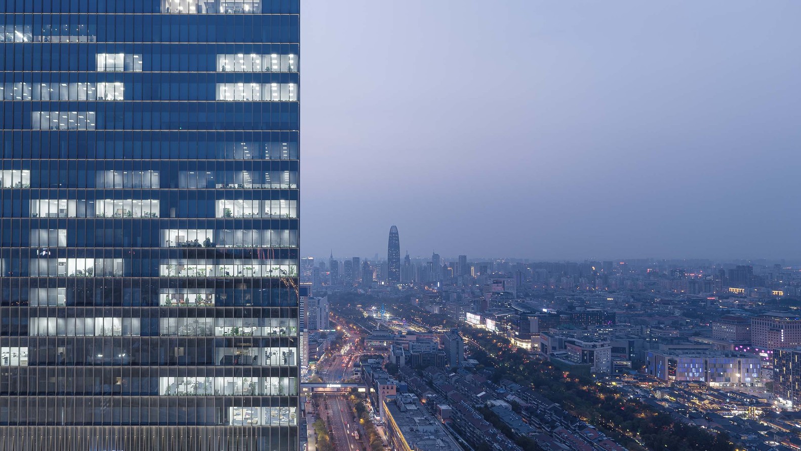 幕墙设计施工建筑案例-济南绿城金融中心